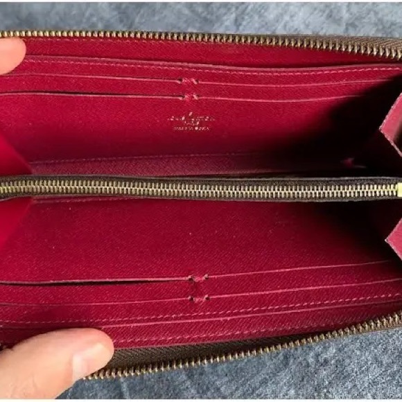 Louis Vuitton Clémence Wallet - Picture 4 of 4